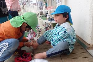 多摩川保育園の子どもたちの遊び・生活2